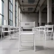 Аренда Стул складной пластиковый белый Fold в Сочи Парк Отеле — ART SPACE