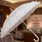 Аренда белого свадебного зонта Сочи в ART SPACE