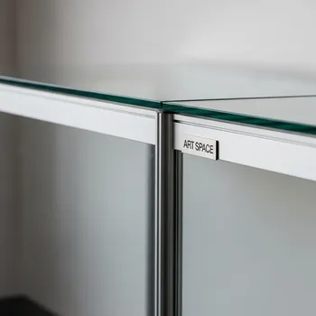 Аренда Прилавка со стеклом эконом в санатории «Черноморье» — ART SPACE