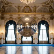 Аренда Шар с гелием 45 см серебряный в Зимнем театре — ART SPACE