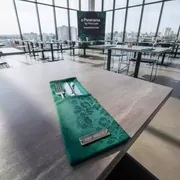 Аренда Куверт на 2 прибора журавинка цветок изумруд в Panorama by Mercure — ART SPACE