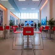 Аренда Стул барный пластиковый Air Bar красный в санатории «Заполярье» — ART SPACE