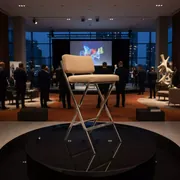 Аренда Стул барный складной бежевый Франклин в Radisson Collection Paradise — ART SPACE