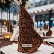 Аренда Салфетка банкетная ричард коричневая с узором в Sochi Marriott Krasnaya Polyana — ART SPACE