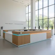 Аренда Стойки регистрации ресепшн и барные в отеле «Звездный» — ART SPACE