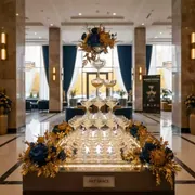 Аренда Горка шампанского в Cosmos Sochi Hotel — ART SPACE