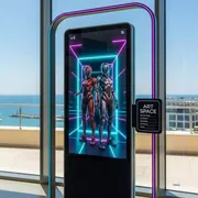 Аренда Фотозона селфи сканер с героинями в Grand Karat Sochi — ART SPACE