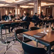 Аренда Стулья барные черные для конференции в Cosmos Sochi Hotel — ART SPACE