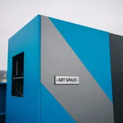 Аренда Пресс волл 1,5х2 для мероприятия на теплоходе «Дагомыс» — ART SPACE