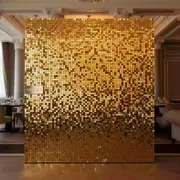 Аренда Ширма из пайеток золотая в ресторане «Магадан» — ART SPACE