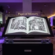 Аренда Книга проекционная интерактивная "Страницы памяти" военно патриотическая инсталляция на пляжных клубах Хосты — ART SPACE