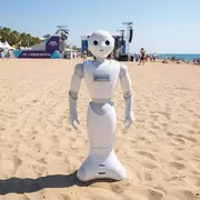 Аренда Робот интерактивный на пляже «Ривьера» — ART SPACE