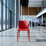 Аренда Стул пластиковый XSera S красный в Керлинговом центре «Ледяной куб» — ART SPACE