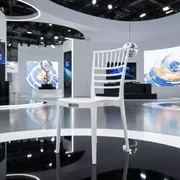 Аренда Стул Кьявари NEW пластиковый белый на Сочи Автодроме — ART SPACE