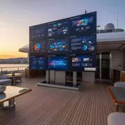 Аренда Видеостена BOE VP55L A 3х3 на VIP теплоходе (Морпорт Сочи) — ART SPACE