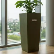 Аренда Кашпо Urbi Square 26.6 оливковое Prosperplast 11 л в Panorama by Mercure — ART SPACE