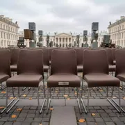 Аренда Чехол стрейч для стула коричневый в усадьбе Голицына — ART SPACE