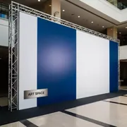 Аренда Пресс волл 45 м² для IT конференции в гранд-отеле «Жемчужина» — ART SPACE