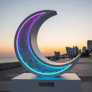 Аренда Фотозона в виде луны на Имеретинской набережной — ART SPACE