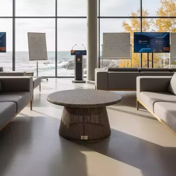 Аренда Журнальный стол из искусственного ротанга YH S4230G bronze в Bridge Resort — ART SPACE