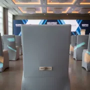 Аренда Чехол для стула светло серый стрейч R4E 0042 в Sochi Marriott Krasnaya Polyana — ART SPACE