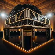 Аренда Автоподиумы усиленные Layher в комплексе Sea Galaxy — ART SPACE
