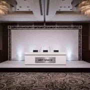 Аренда Подиум сценический 4х3 м с задником под баннер в отеле Hyatt Regency Sochi — ART SPACE