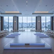 Аренда Подиум для показов 10х8 м в Swissôtel Resort Sochi Kamelia — ART SPACE