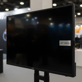 Аренда Панель профессиональная Panasonic TH 32EF1E 32 дюйма в Stella di Mosca — ART SPACE