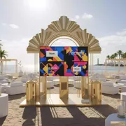 Аренда Видеостена iVi Tech 2x2 49 1,7 мм на пляже «Маяк» — ART SPACE