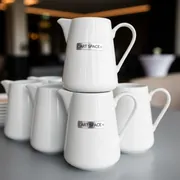 Аренда Молочник белый Fonda 150 мл в Novotel Resort — ART SPACE