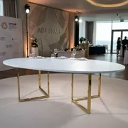 Аренда белого банкетного стола Сочи в Karat Resort