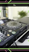 Профессиональный DJ-сет и сценический подиум