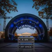 Аренда Сцена арочная черная 20х14 м на Медальной площади — ART SPACE