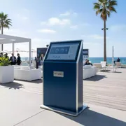 Аренда Киоск сенсорный уличный Liga Group БМЗ 55 дюймов в пляжном клубе Del Mar — ART SPACE