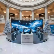 Аренда Бой космический новогодний в Radisson Collection Paradise — ART SPACE