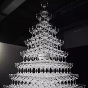 Аренда Пирамиды из шампанского 165 бокалов на арене «Фишт» — ART SPACE