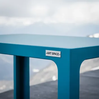 Аренда Стол пластиковый Chloe 1400х800х752 мм на площадке Rosa Peak (2320м) — ART SPACE