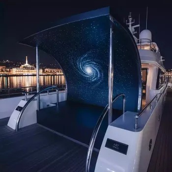 Аренда Фотозона Звездное небо на VIP теплоходе (Морпорт Сочи) — ART SPACE
