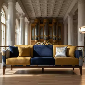 Аренда Диван трехместный с подушками Chelsea в Зале органной и камерной музыки — ART SPACE
