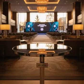 Аренда Стол коктейльный Орион d70 см в отеле Hyatt Regency Sochi — ART SPACE