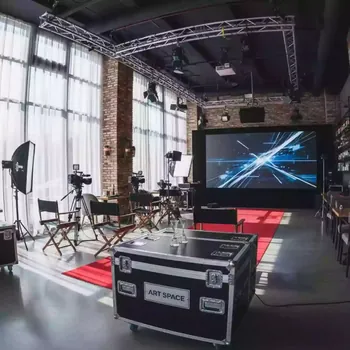 Аренда Тимбилдинг кино в ресторане «Высота 5642» — ART SPACE