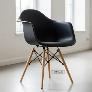 Аренда Стул Eames Style черный в ресторане «D.O.M» — ART SPACE