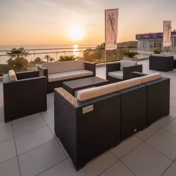 Аренда Мебельная группа Адлер из искусственного ротанга в отеле Radisson Lazurnaya — ART SPACE