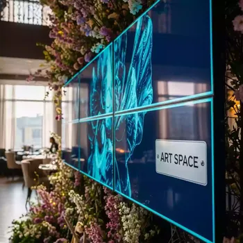 Аренда Панель для видеостен Samsung VH55B E в ресторане «Магадан» — ART SPACE