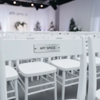 Аренда Стулья Chiavari белые поликарбонат в Karat Resort — ART SPACE