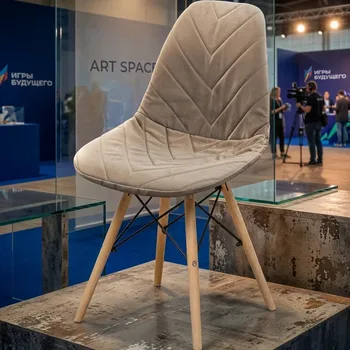 Аренда Мягкий бежевый стул Eames Сочи