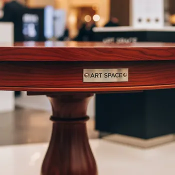 Аренда Столешница круглая Werzalit D800 мм вишня в Pullman Sochi Centre — ART SPACE