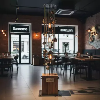 Аренда Елки для Нового года в ресторане «Sanremo» — ART SPACE