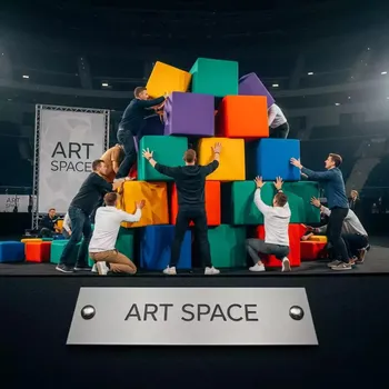 Аренда Аттракционы из мягких кубиков в Ледовом дворце «Айсберг» — ART SPACE
